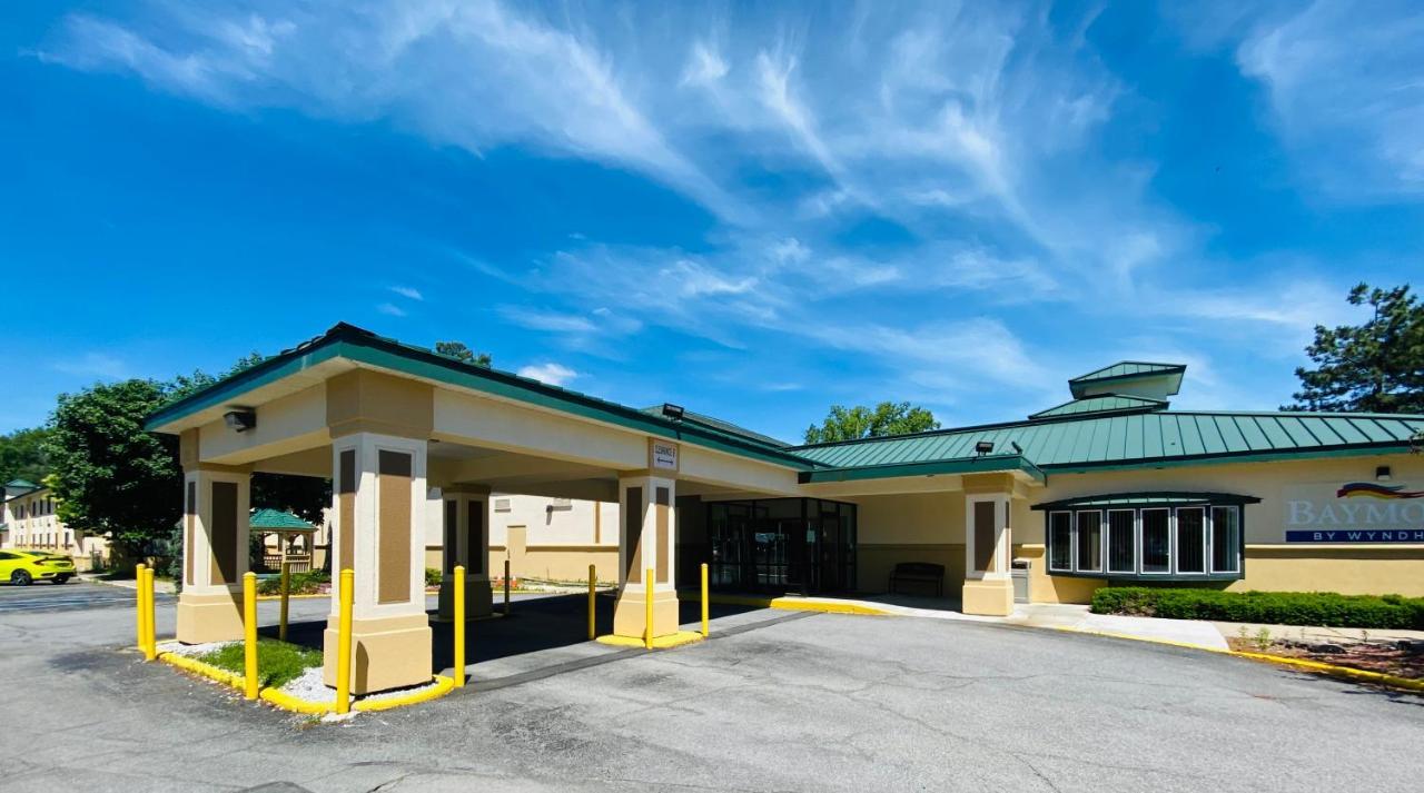Hotel Baymont By Wyndham Latham Albany Airport Exterior foto