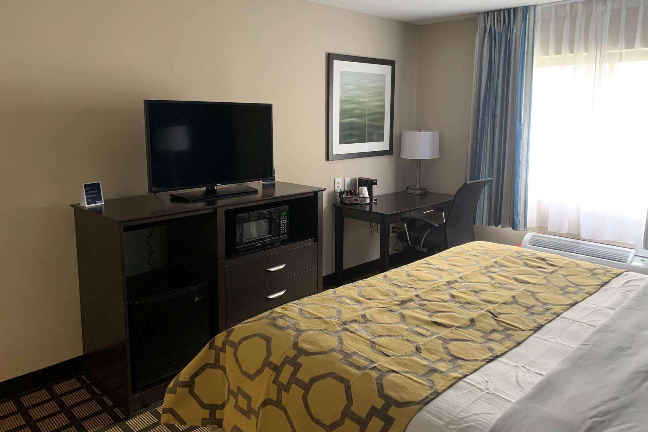Hotel Baymont By Wyndham Latham Albany Airport Exterior foto