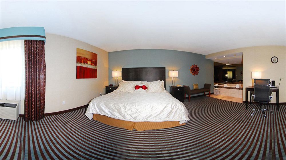 Hotel Baymont By Wyndham Latham Albany Airport Exterior foto