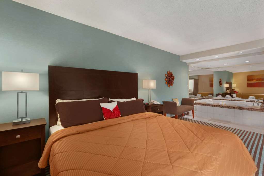 Hotel Baymont By Wyndham Latham Albany Airport Habitación foto